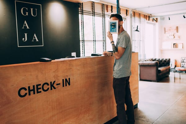 Maker Weekly Week #20 Check-In For Dine-In Customer